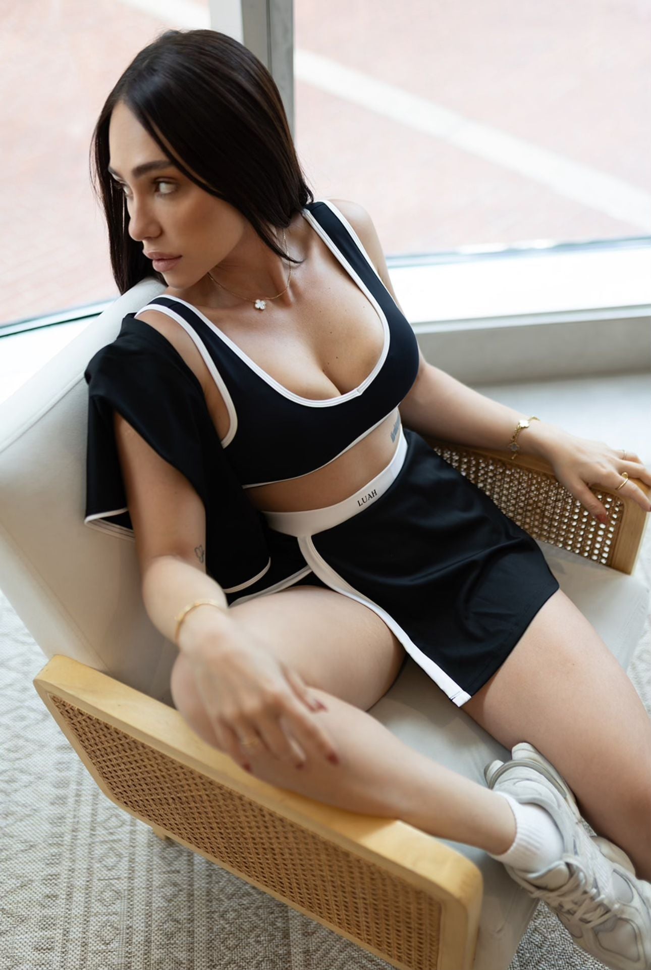 Contrast Set – Black & White